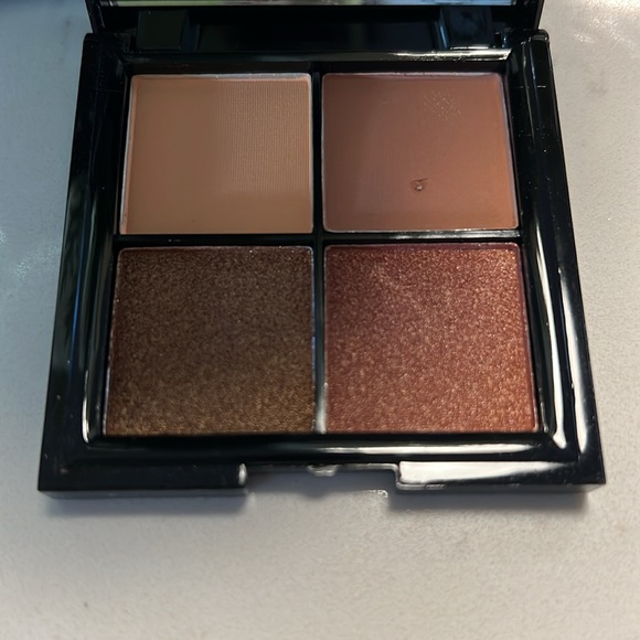 New Phase Zero Santorini Quad Eyeshadow - Picture 2 of 4